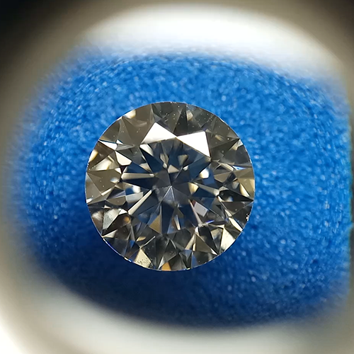 Solitaire Round Cut Diamond - Lab Grown Diamond