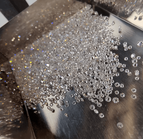 Melee Lab Grown Round CVD Diamond
